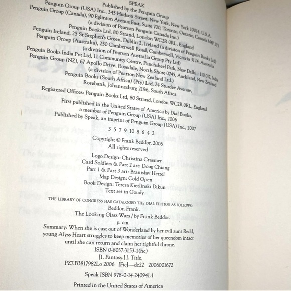 The Looking Glass Wars by Frank Beddor – Paperback - Picture 6 of 7